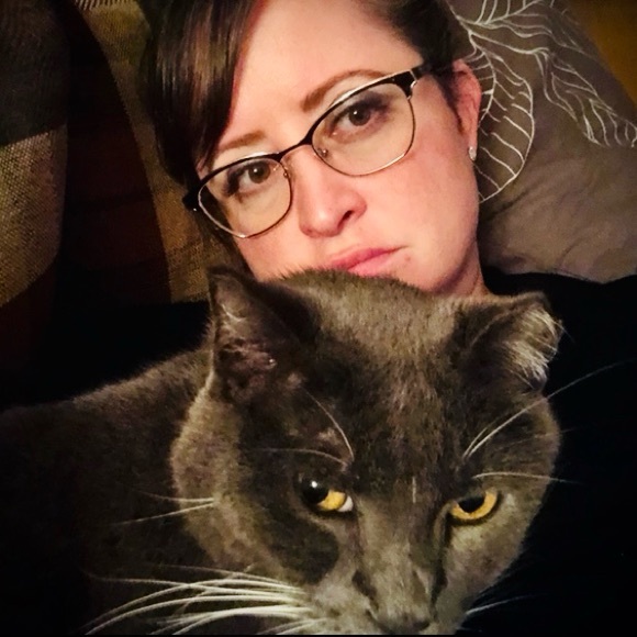 Meet your Posher, Nicole - Picture 12 of 14